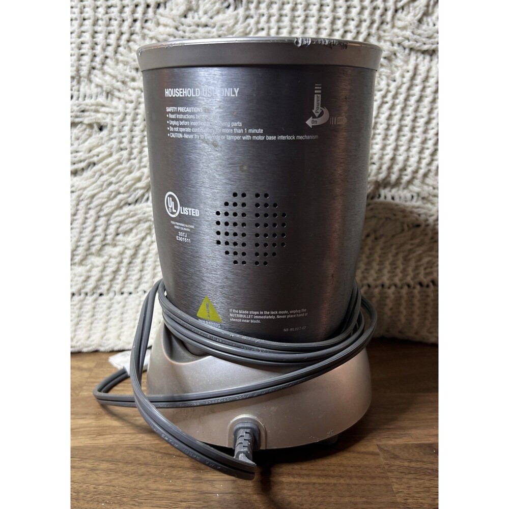 NutriBullet NB-101B 600W Personal Blender Gray Base Cup Blade Tested - Picture 4 of 8